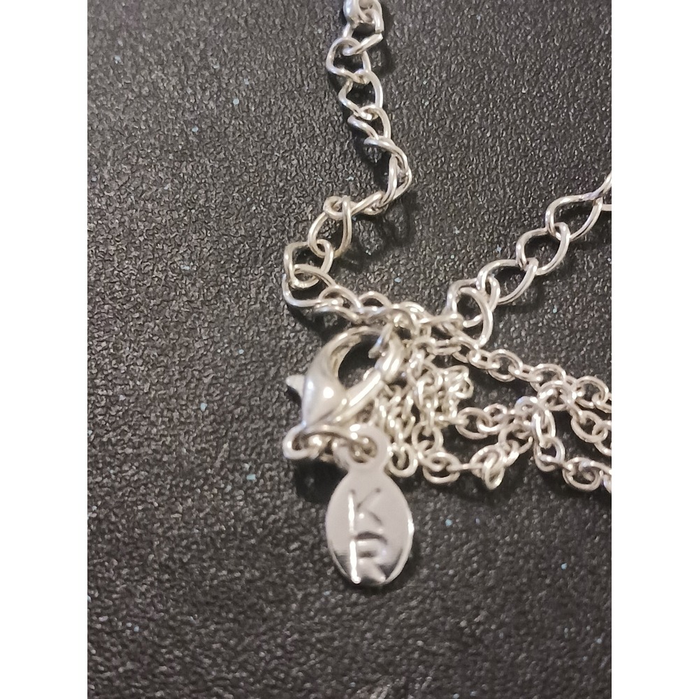 KR Silvertone Triple Strand Hammered Interlocking Double Circle Pendant Necklace - Picture 7 of 7